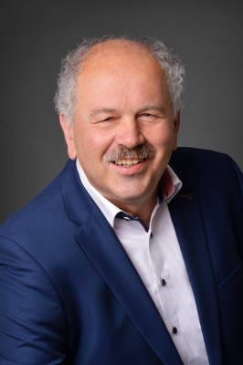 Herr Wolfgang Ruthardt Profilbild von Herr Wolfgang Ruthardt